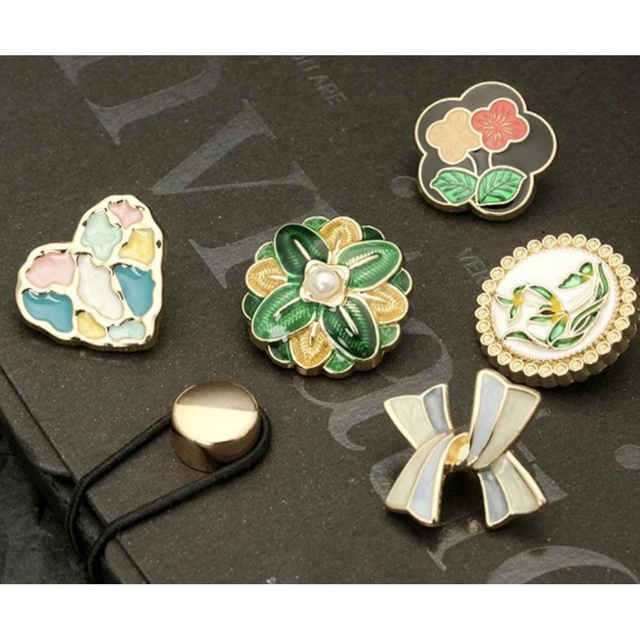 Vintage Buttons – Stacy Sugar