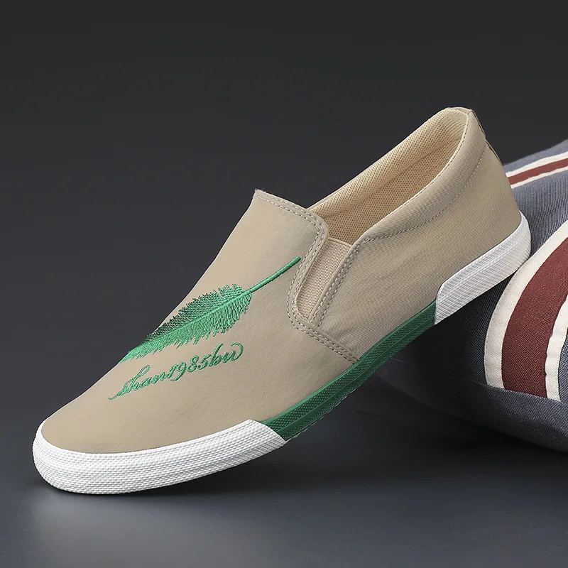 New Spring Men's Shoes Korean Embroidered Trendy Men's One Step Canvas Casual Cloth Shoes Fashion Board Shoes Sneakers for Men 4