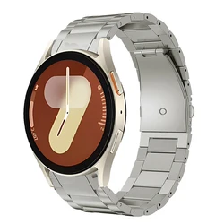 Premium Titanium Watch Strap - Sleek and Durable Wristband Bracelet for Watch 5 Pro 45mm (Titanium color)