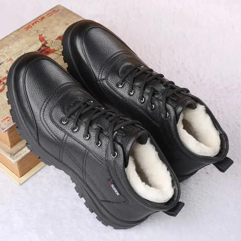 Winter Men Bussiness Boots Casual Men Cotton Boots Sneakers Warm Snow Leather Non-slip Leisure Bota Masculina