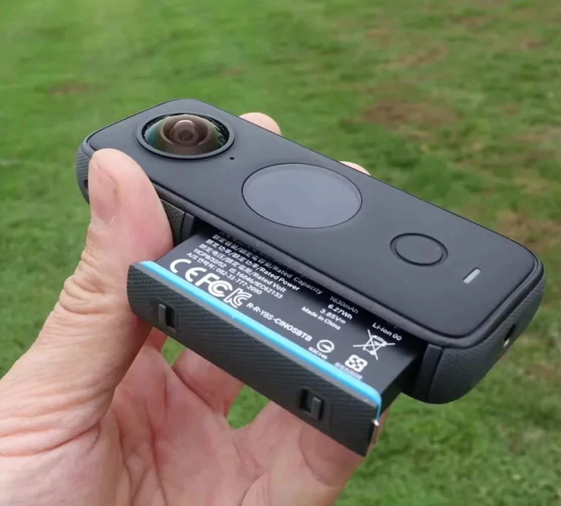 Insta360 ONE X2 Pocket 360 Steady Cam IPX8 360 Action Camera 5.7K Capture FlowState Stabilization AI Editing Live Streaming