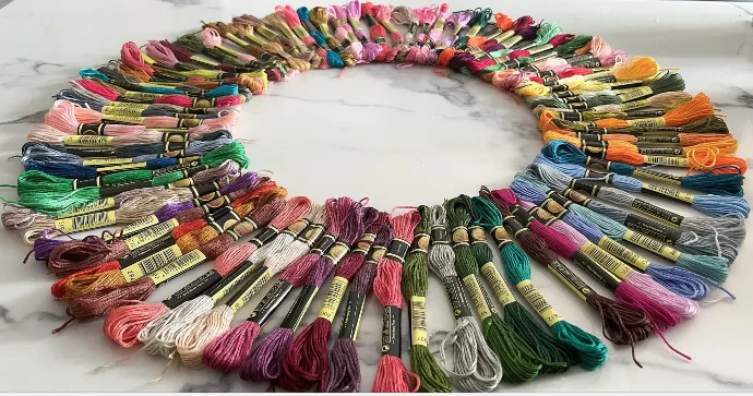 Set 447 + 35 Colori Filo Da Ricamo – Matasse 100% Cotone Egizio, Organizzate Per Numero DMC - 3