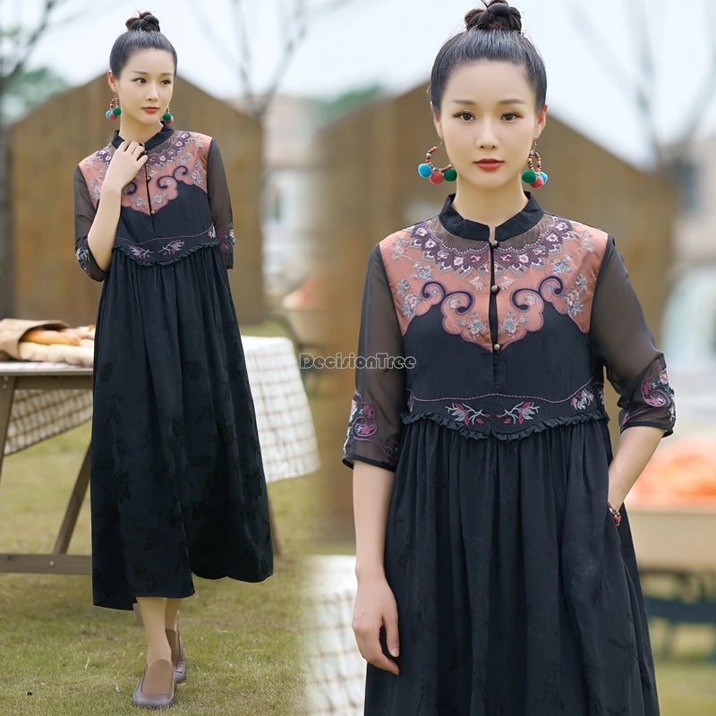 

2024 chinese new women dress national retro style embroidery collocation color design loose stand collar half sleeve dress t001