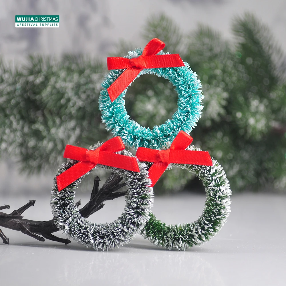 Dollhouse Miniature Christmas Wreath [MJD 1579] | The Little Dollhouse