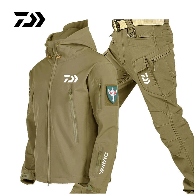 2023 Daiwa Men's Fishing Suit Waterproof Windproof Hunting