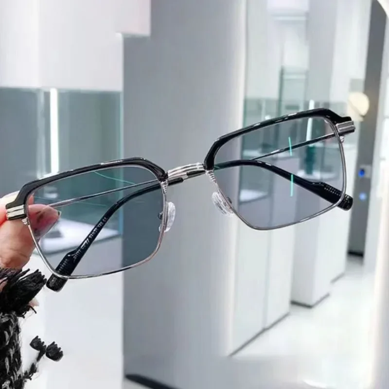 High Definition Men's Anti-blue Presbyopia Eyewear Photochromic Reading Glasses Metal Fashion Classic Hyperopia Eyeglasses 3