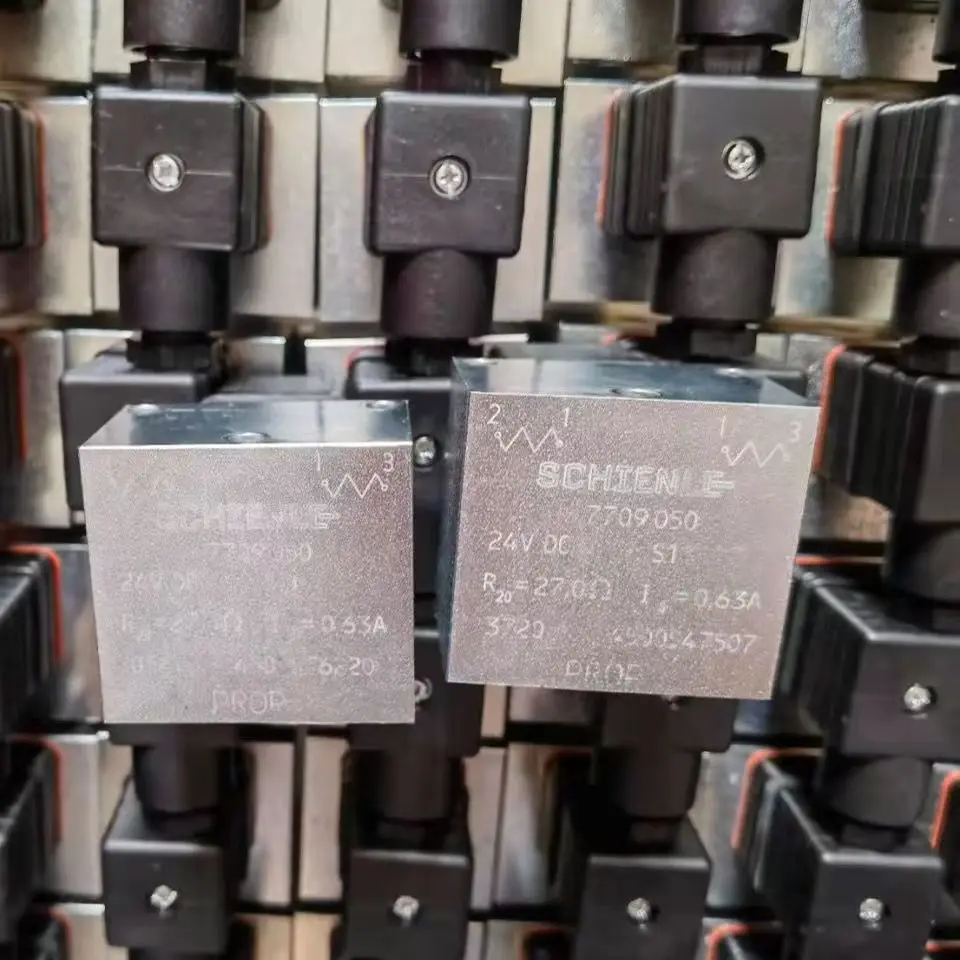 

SANY ZOOMLION XCMG Concrete Pump Truck Multi-Way Valve Solenoid