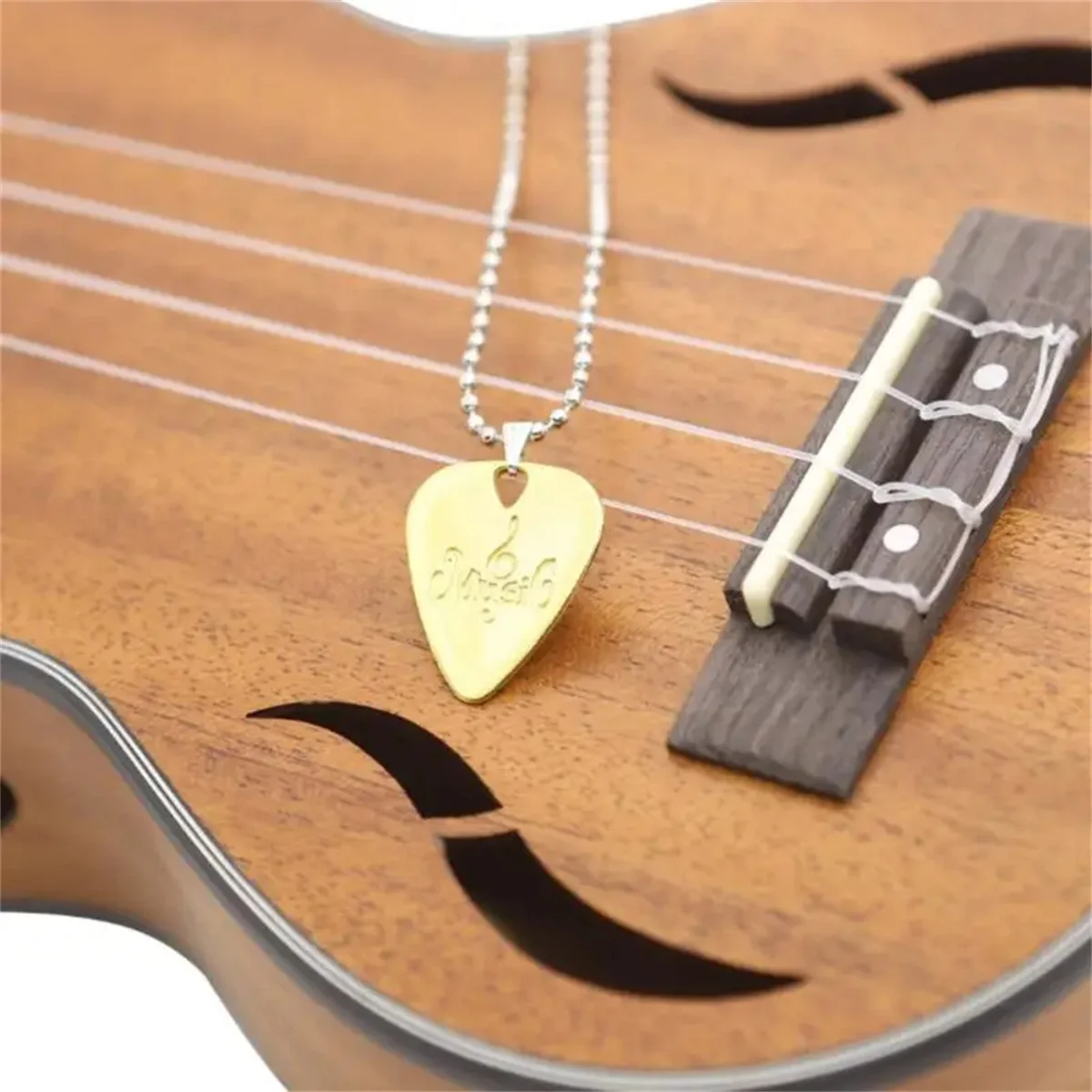 Guitar Plectrums Metal Zinc Alloy 1pcs Electric Bass Acoustic With Hole Necklace Pick
