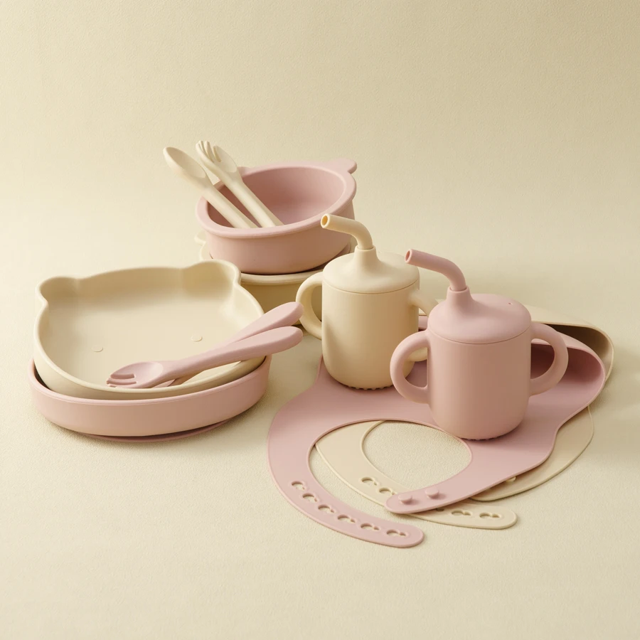 Silicone Baby Dinner Set 6PCS Adjustable Bib Cartoon Bear Shape Bowl Plate Portable Cup Soft Utensils Tableware Sets for Baby