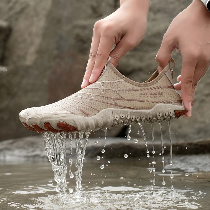 Unisex Wide-Toe Quick-Dry Water Shoes - Non-Slip, Soft-Sole, Ideal for Fitness & Beach Activities