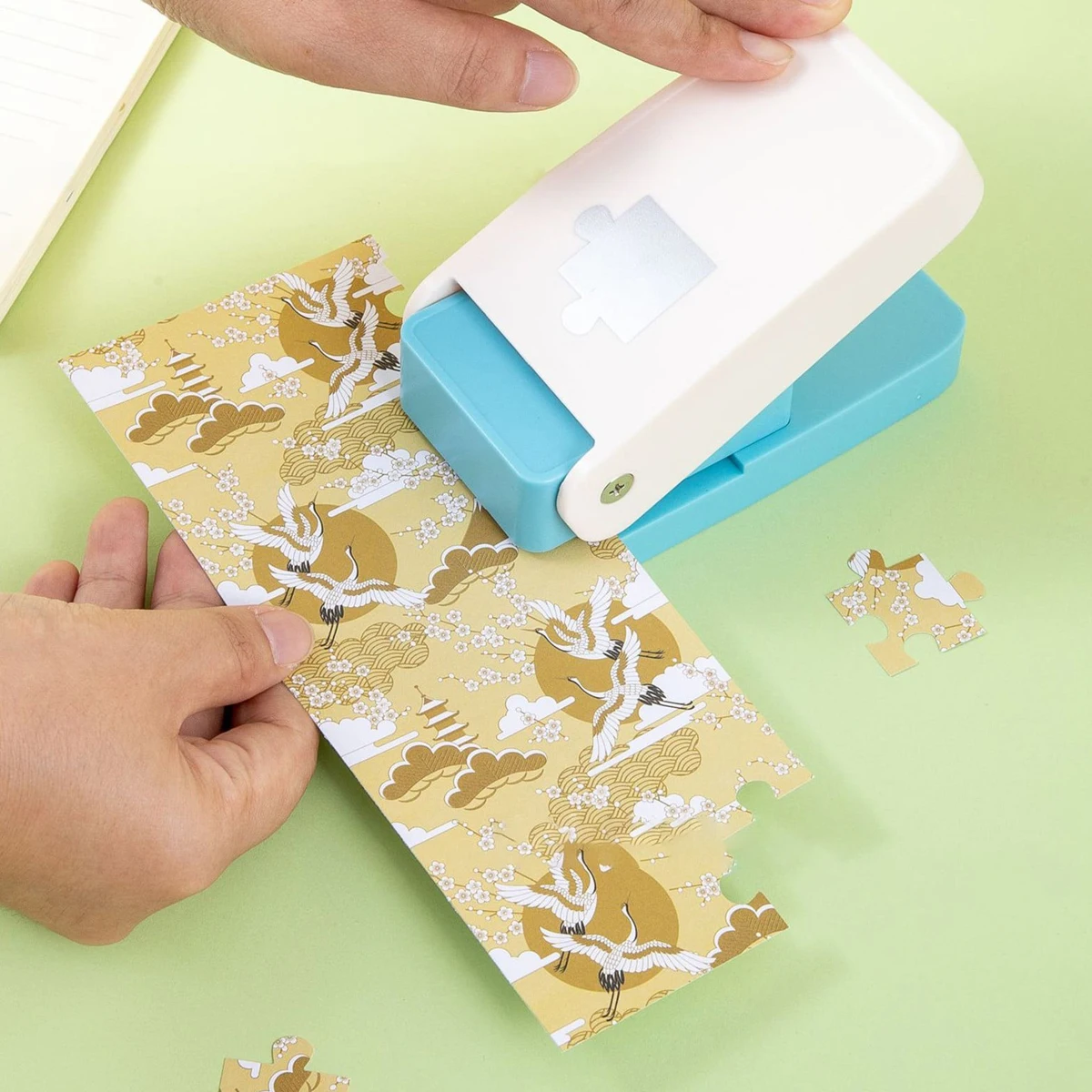 puzzle hole punch, photo puzzle, puzzle making tool, label hole punch - 4