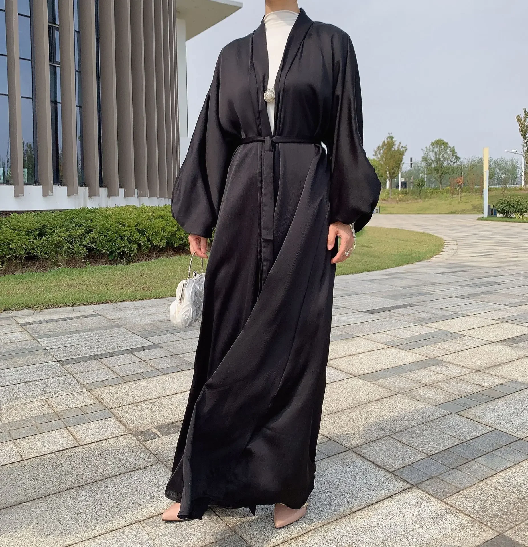 

Shinning Stripe Satin Muslim Islam Women's Robe Dubai Turkey Style Robe Arab Kaftan Open Abaya hijab dress ملابس اسلاميه