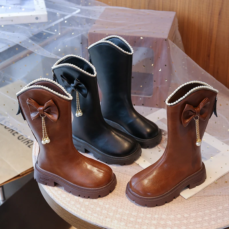 Girls Thermal Winter Boots with Breathable Lining and Bow Detail