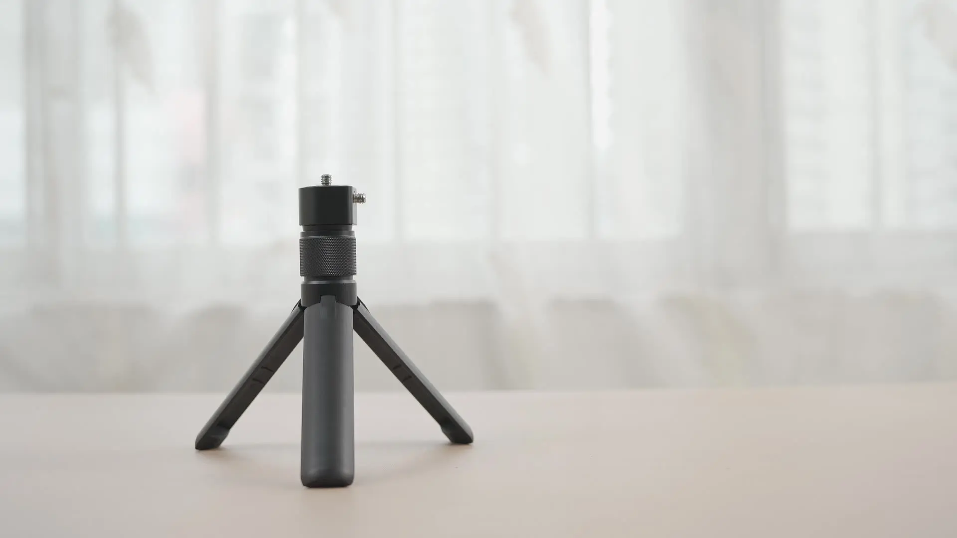 Perche Gopro Trépied Bureau PULUZ Avec Poignée Rotative 1,1m - Compatible Insta360 X3/X4, GoPro, DJI - Vis 6,35mm Support Caméra Action Insta360