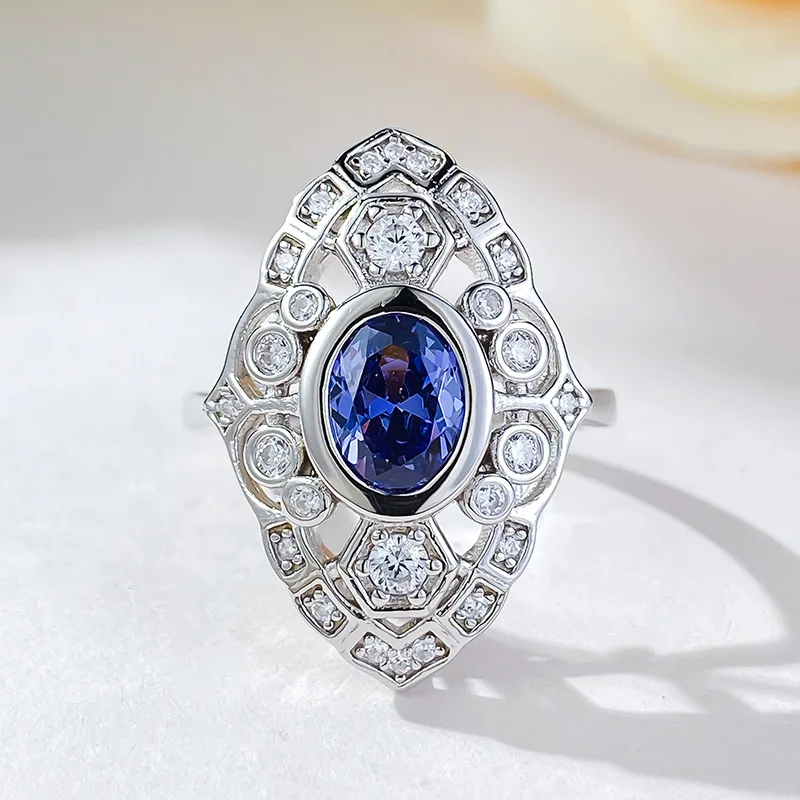 

2024 New 925 Silver Simulated Sapphire 6 * 8mm Elliptical French Waltz Ring Retro Fashion Style