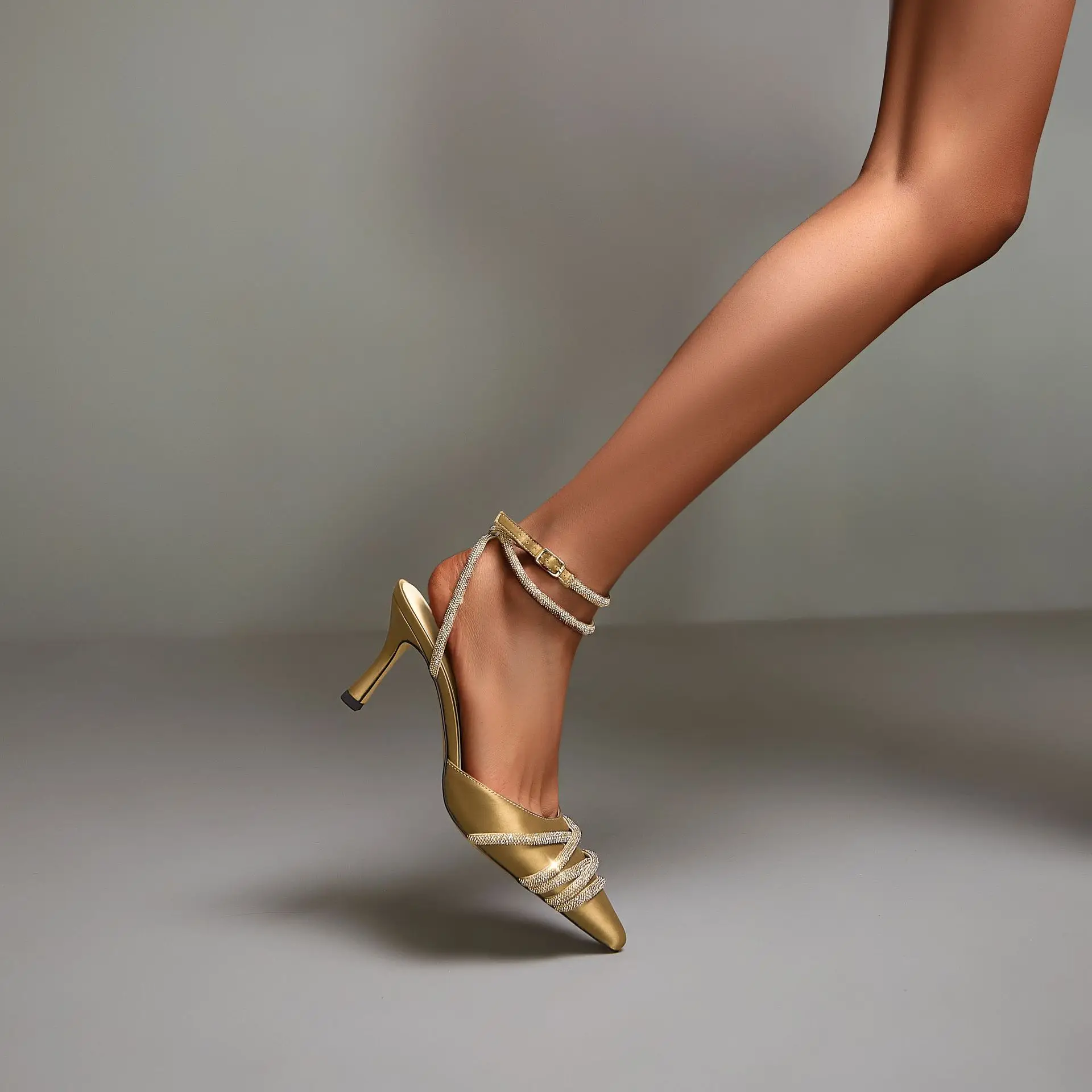

Luxury Buckle Sandals Casual Sandalias Bling Strap Tacones Point Toe Low Heels Slingback Chaussure Femme Backstrap Zapatos Mujer