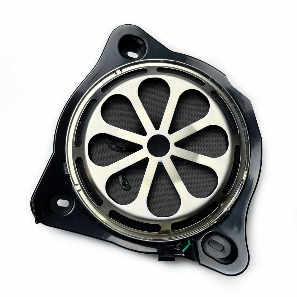 Car subwoofer for Mercedes-Benz W205 W213 W222 X253 front seat foot subwoofer speaker audio upgrade original installation