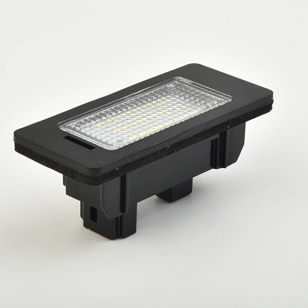 Parti Lampadina E39 E60 E61 M5 E70 E90 E92 Per Accessori Bmw Nuovo Di Zecca Durevole Per Bmw E90 E92 E39 E60 E61 M5 E70 Gratuito 6500K