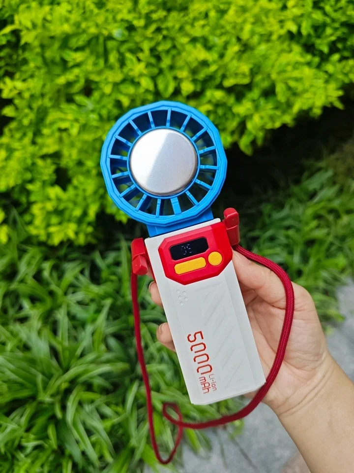 소씽 아이스 Z 06 휴대용 선풍기 100단계 풍속 조절 가능 핸디형 소형 선풍기 5000mAh 배터리 장시간 사용 가능 경량