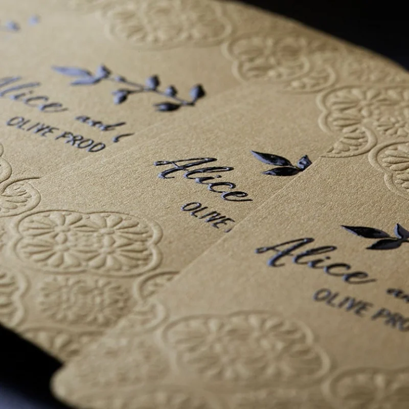 

Индивидуальная коричневая визитная карточка с тиснением, золотой литой логотип, визитная карточка, личная Минималистичная визитная карточка с именем