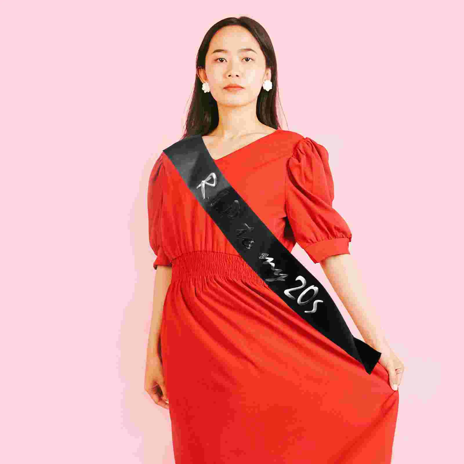 Рисунок 3 - Реквизит для костюма для макияжа