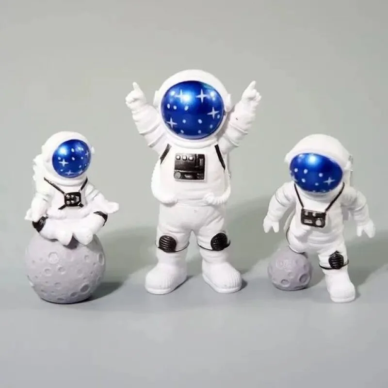 3Pcs Resin Astronaut Figure Statue Figurine Spaceman Sculpture Educational Toy Desktop Home Decoration Astronaut Model Kids Gift