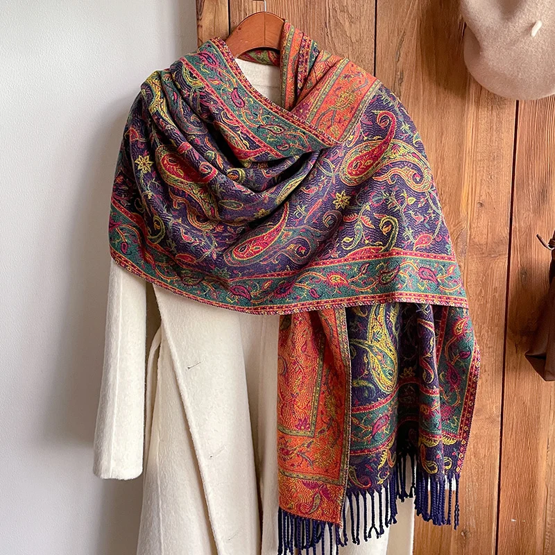 Sciarpa jacquard Paisley Sciarpa di lusso da donna in seta Pashmina Scialle etnico in cotone con stampa Sciarpe morbide e lunghe con nappe  200000297