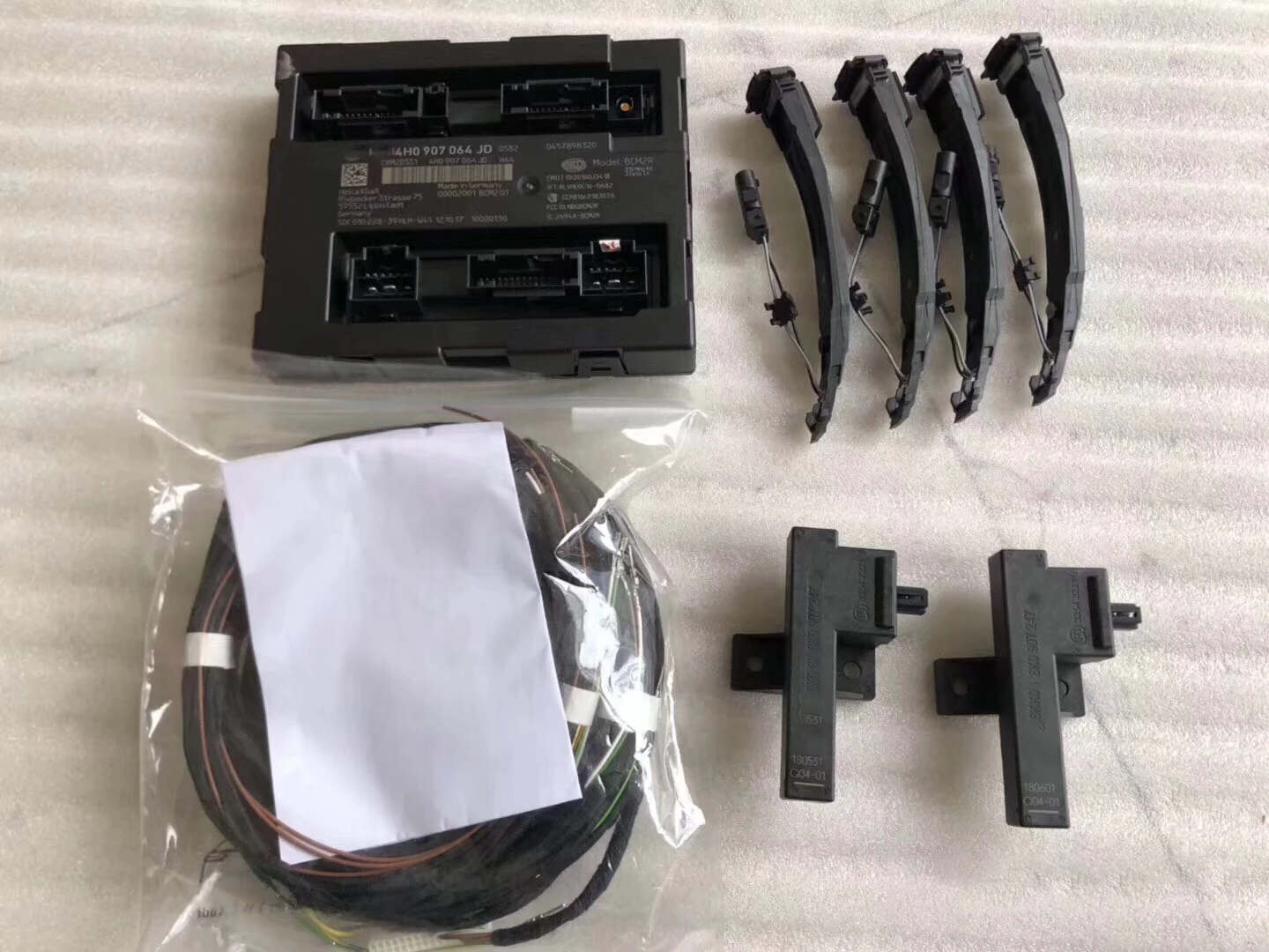 

Передняя и задняя дверные ручки KESSY 4H0 907 064 для audi A6 A7 C7 PA