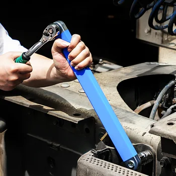 Professional Multifunctional Ratchet Wrench 1