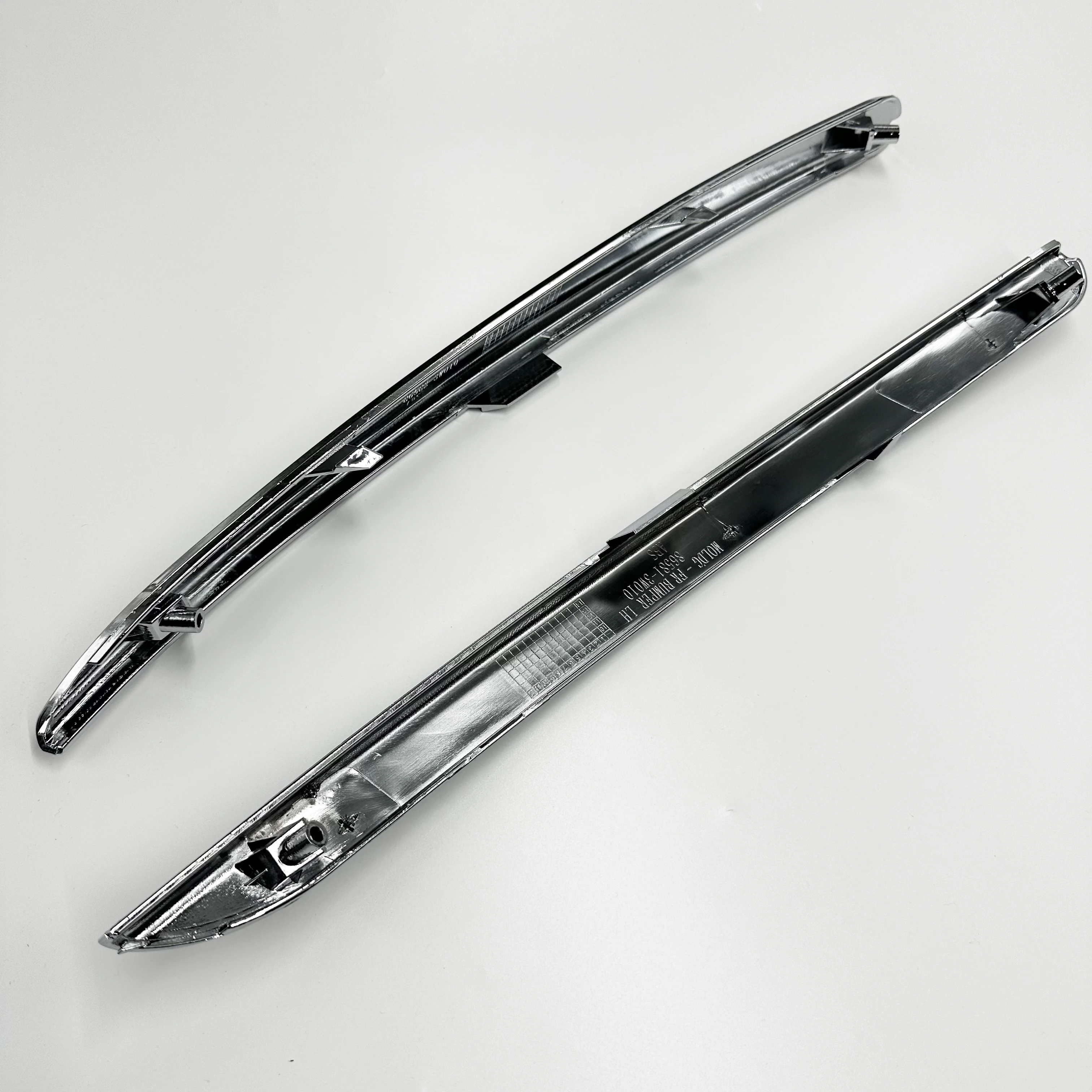 Mirror Chrome Front Bumper Fog Light Lamp Eyelid Eyeline Trim Cover Garnish 1 pair for Kia Sportage R 865823W000 865813W000 car accessories