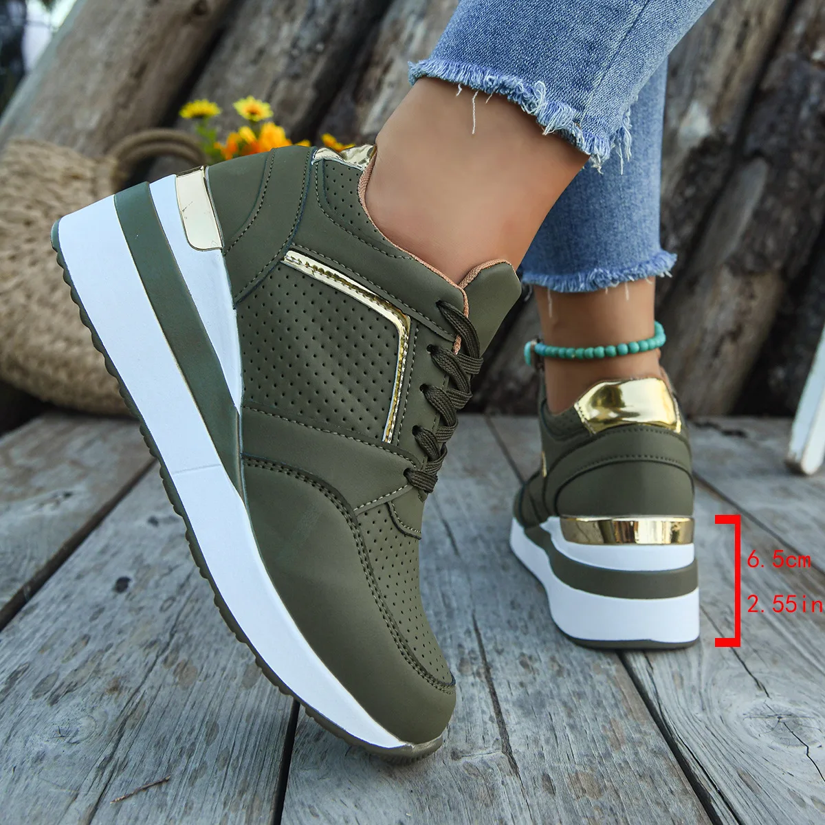 Breathable Mesh Upper Detail