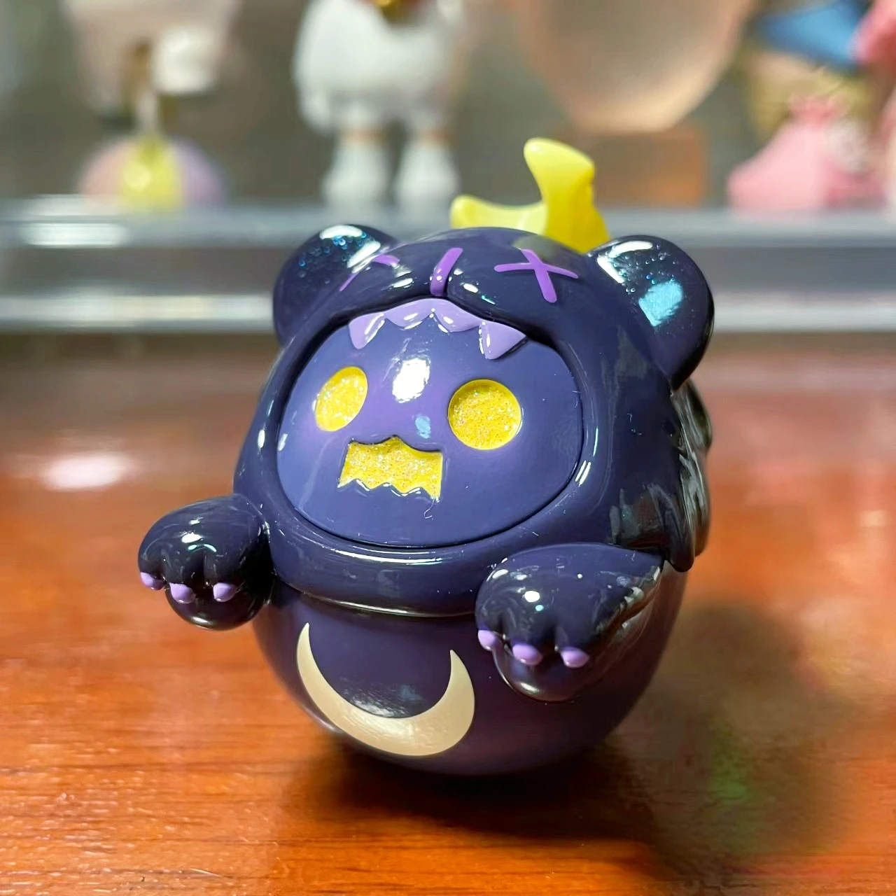 SHINWOO HALF MOON BEAR フィギュア｜💞Restock now at KikaGoods! 1