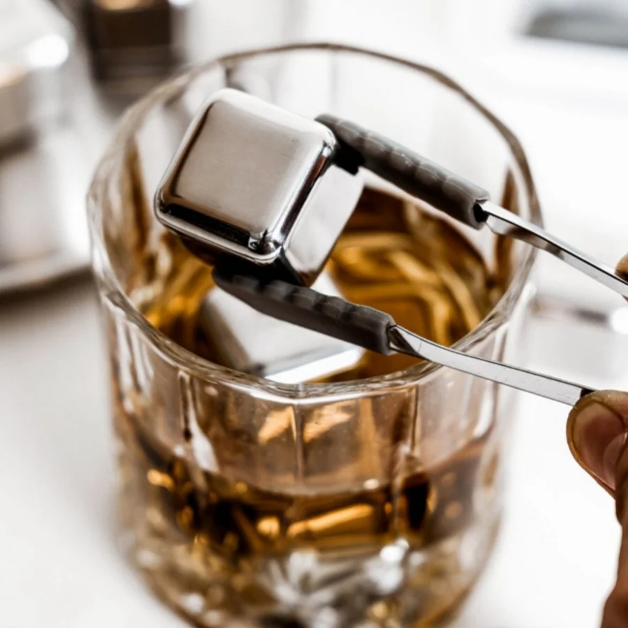 4-6-8pcs stainless steel frozen ice cubes, household metal ice cubes, summer must-have artifact with clips, whiskey
