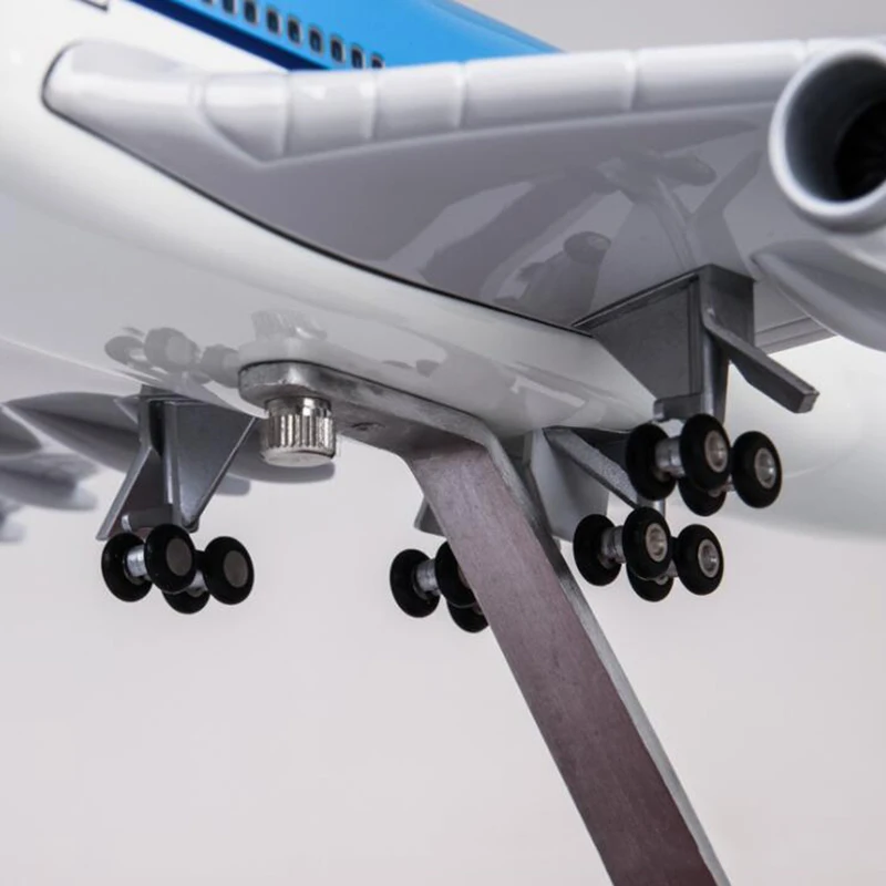 20CM Singapore Airlines Boeing 747 Vliegtuig Model Airbus A380 Vliegtuig Model Vliegtuig Model 16cm Legering Metaal Gegoten Speelgoed Vliegtuig 20CM Singapore Airlines Boeing 747 Vliegtuig Model Airbus A380 Vliegtuig Model Vliegtuig Model 16cm Legering Metaal Gegoten Speelgoed Vliegtuig