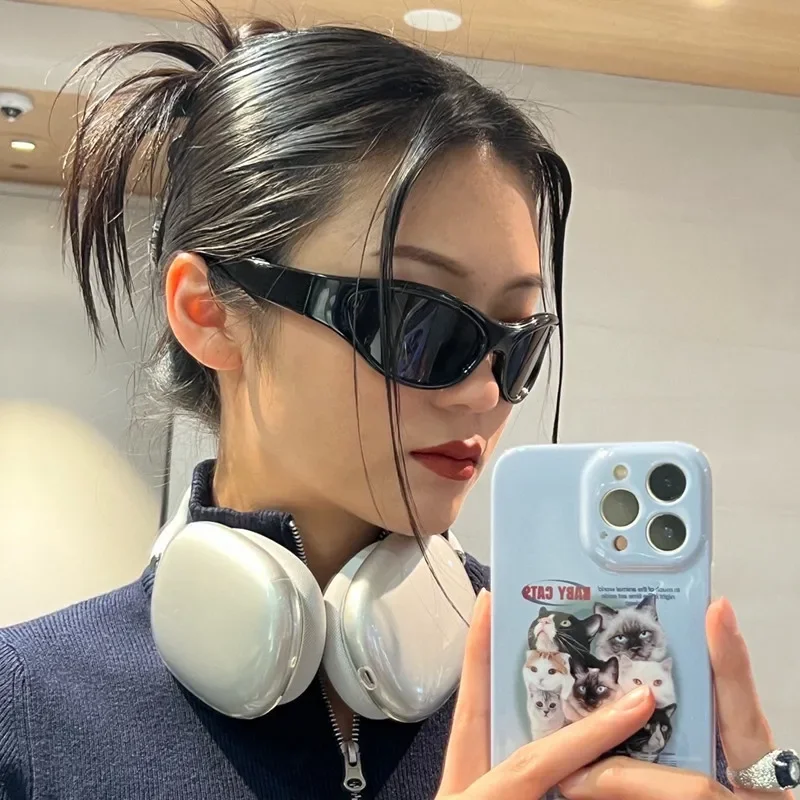 

Y2k New Punk Sports Unisex Luxury Brand Design Fashion Retro Sunglasses UV400 Goggles