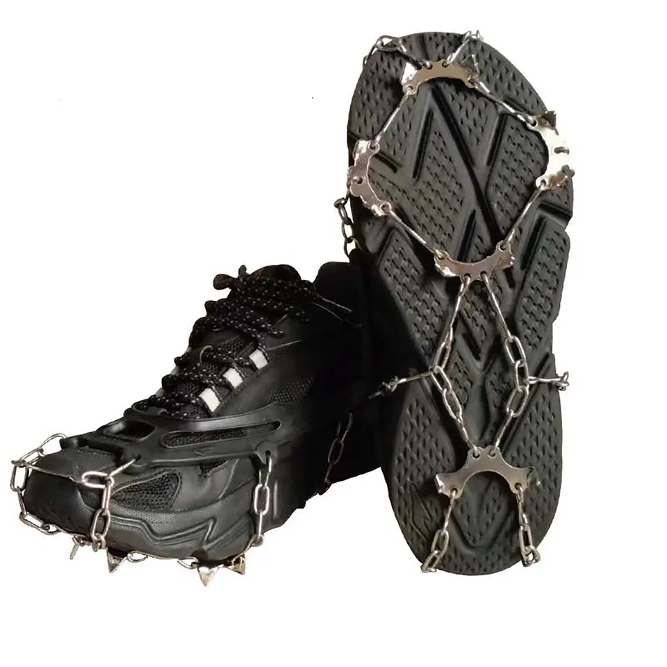 OCsystem, l'invention de chaussures avec crampons intégrés et amovibles pour affronter l'hiver