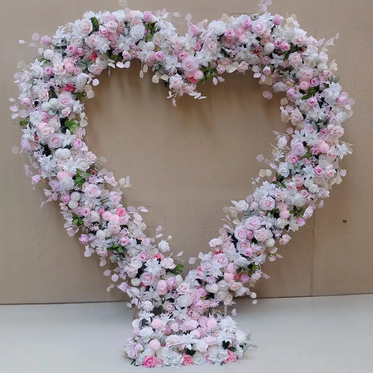 5D rose hydrangea flower creates a luxurious 2m * 2m heart shape, a must-have arch flower decoration prop for weddings and parti