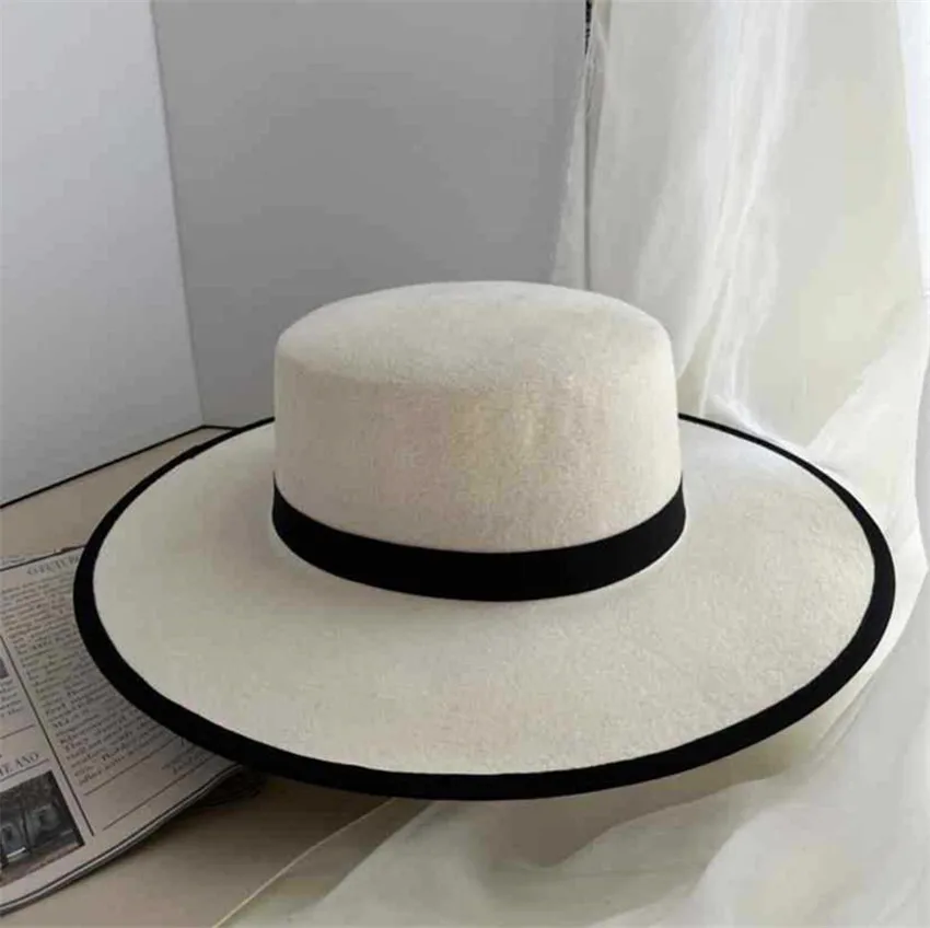 

202311-jun-Hepburn ins chic winter milk white wool felt black brim ribbon classic fedoras cap men women leisure panama jazz hat