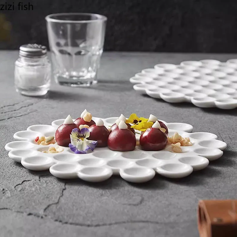 순수한 흰색 불규칙한 세라믹 벌집 접시, 창의적인 디저트 접시, 스낵 접시, 스시 요리, 분자 요리, 전문 식기