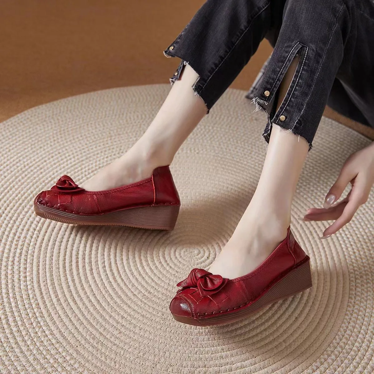 2024 rote Mokassins Retro für Frauen echtes Leder Wohnungen atmungsaktive Loafer Schuhe Damen weiche lässige flache Schuhe – Detail 9