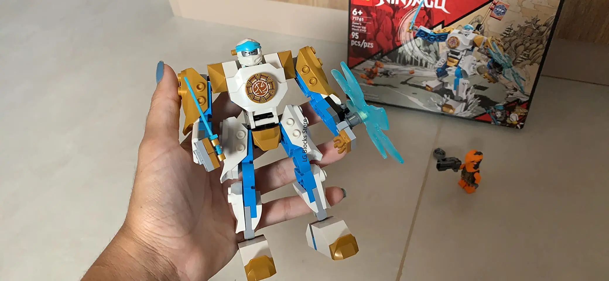 ピンズ　54点セット売り LEGO NINJAGO Zane's Power Up Mech EVO Action Figure with