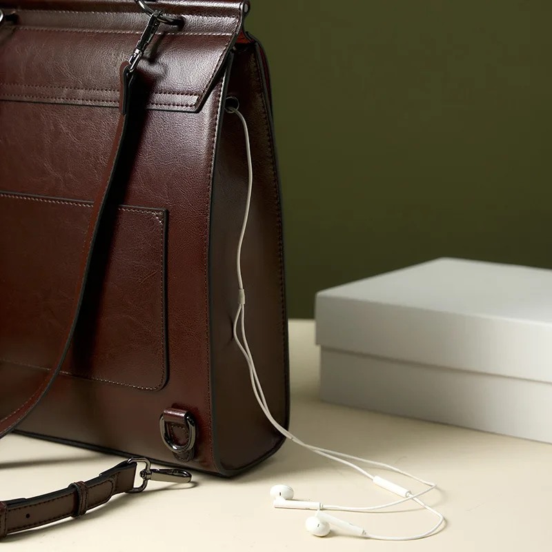 Vintage Genuine Leather Laptop Backpack Business Backpack England School Bag for Travelling, College, Daypacks for Men,Women