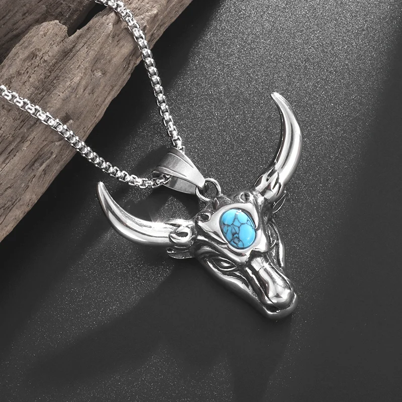 

Domineering Bull Head Necklace Inlaid with Turquoise Animal Pendant Men's Punk Charm Hip Hop Rock Party Jewelry Gift