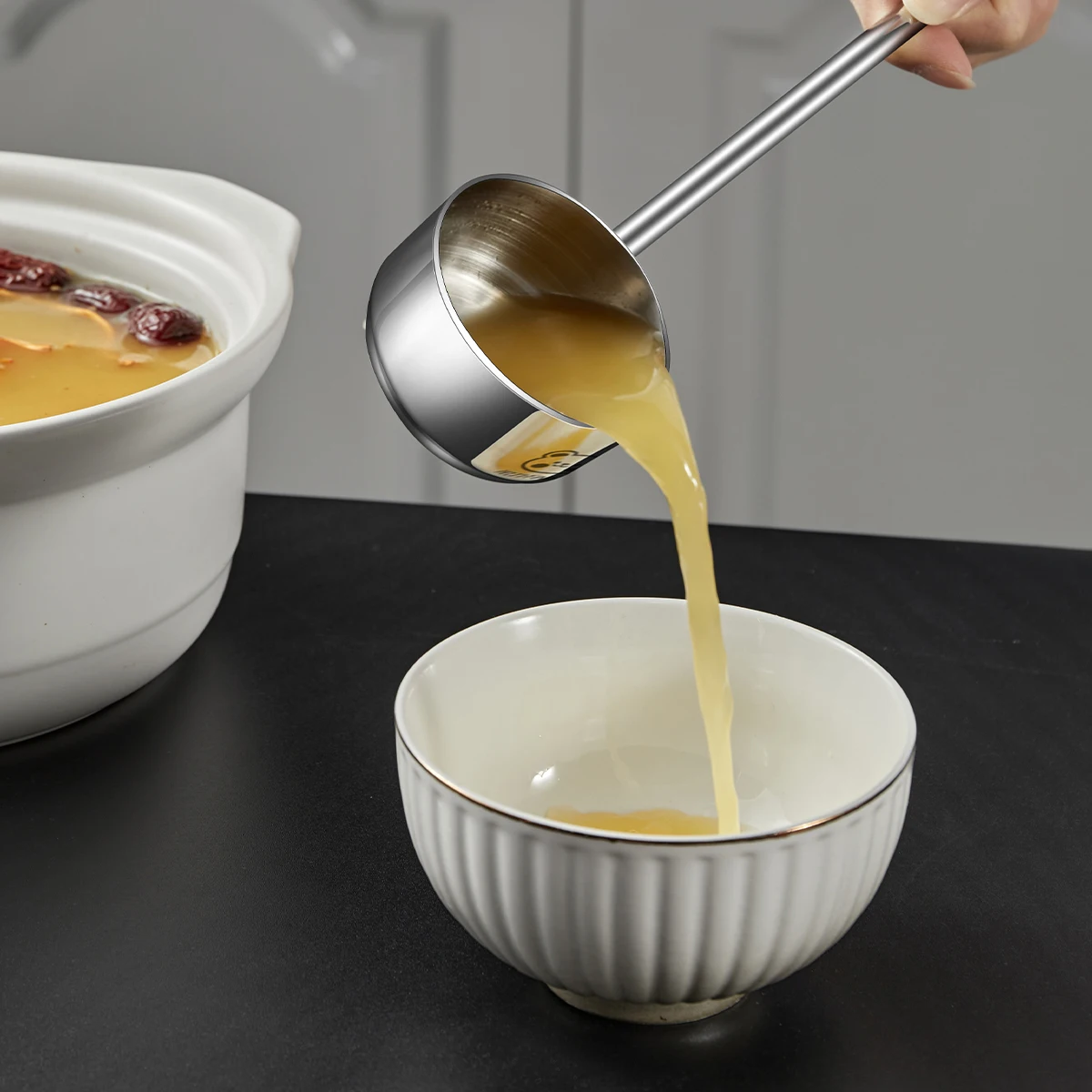 Multifunctional Oil Pouring Spoon Stainless Steel Long Handle Sauce Seasoning Spoon Kitchen Anti Scalding Hot Oil stainless steel spoon