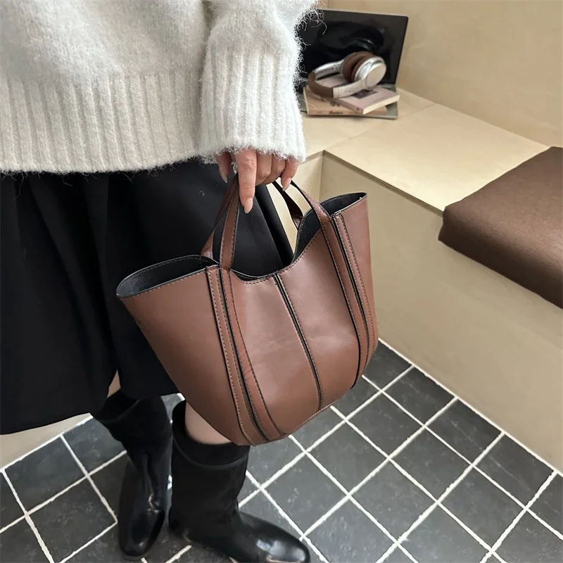 Women's New High-capacity Crossbody Bucket Bag Versatile and Simple Single Shoulder Basket Small Purse and Handbag