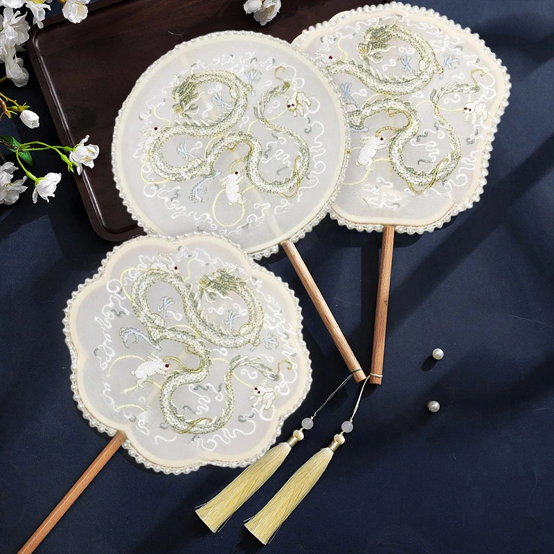 

Chinese Style Polygon Group Fan Ladies Dancing Embroidery Hand Tassel Fan Vintage Pattern Art Craft For Party Wedding Home Decor