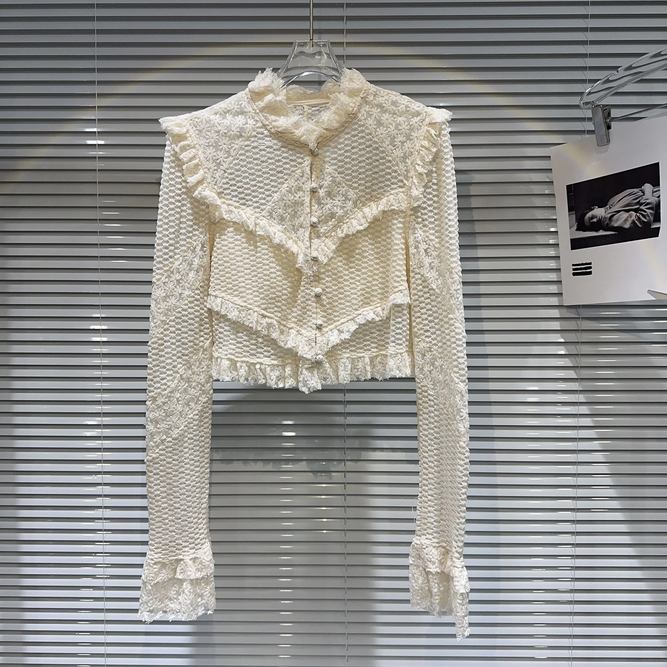 

2023 Autumn Winter New Chic Pearl Buckle Embroidered Crocheted Lace Shirt for Women Elegant Socialite Shirts Top Female Blouse