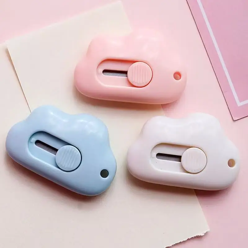 심플하고 창의적인 구름 모양의 공예용 다용도 칼, 텔레스코픽 휴대용 미니 칼날 ? 귀엽고 여성스러워 포장 개봉에 적합합니다.