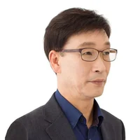 Short Natural Black Straight Human Hair Wig For Less Or No hair Male Men Comfortable And Breathable Silk Top Wigs Average Size 6