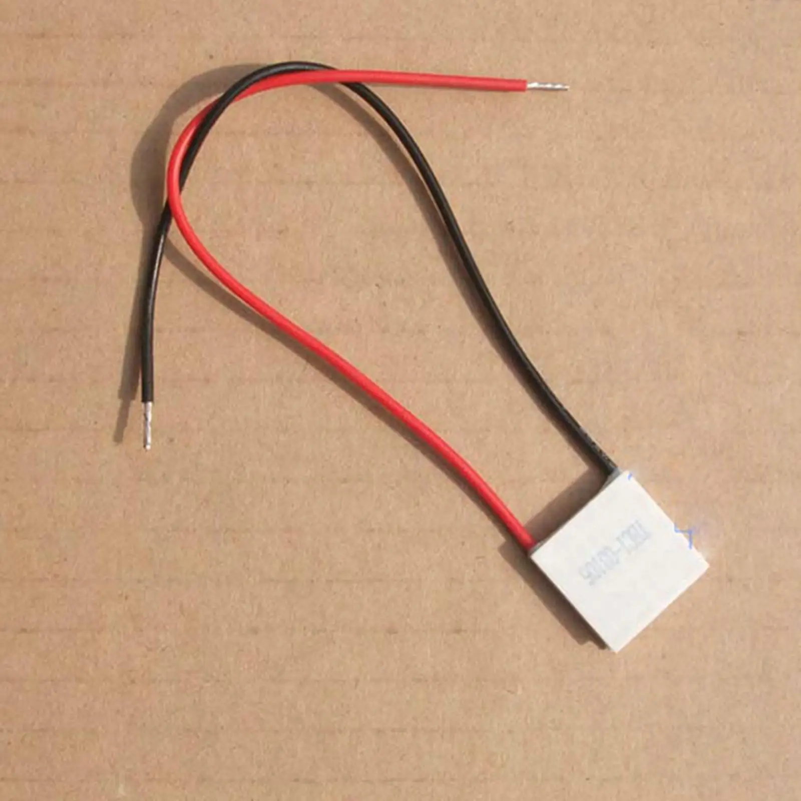 20x20x3.8mm 6A 3.66V 12.5W TEC1-03106 Thermoelectric Cooler Peltier Heatsink